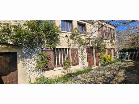 maison de village pleine de charme à rénover
