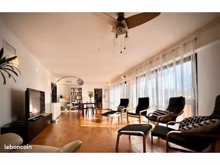 agréable villa de plain pied à 10 minutes à pied du centre