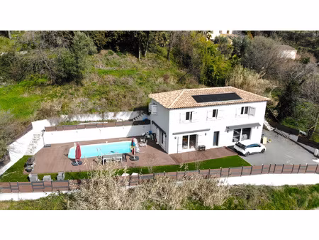 co-exclusivite - villa 5 pieces recente