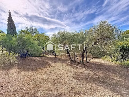vente terrain 1162 m² à carces (83570)  118 000 €