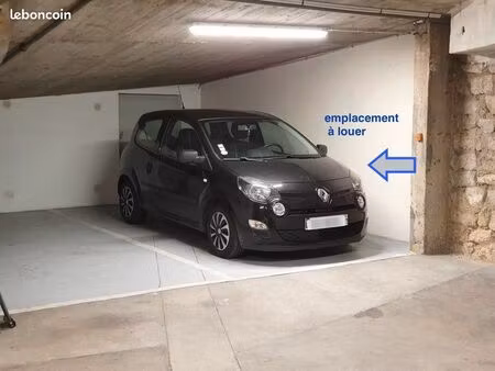 a louer parking / neuilly-sur-seine / rue des poissonniers/rue de l’église