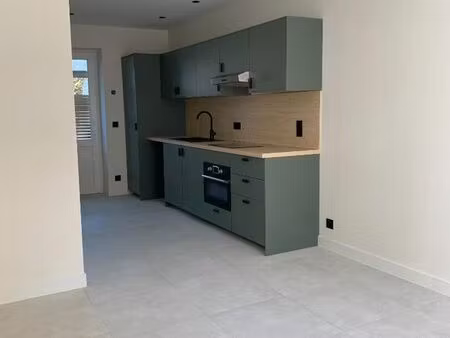 studio 1 pièce 23 m²