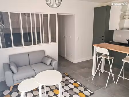 t2 meublé avec terrasse privative – bergerac centre
