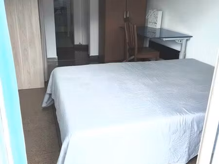 chambre meublee bien situee