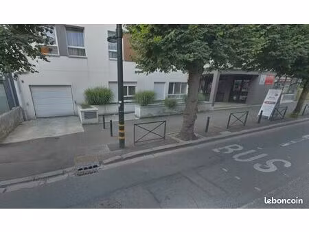 parking de 14 5 m2 en sous sol gare de chelles