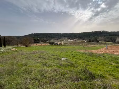 vente terrain 984 m² à salernes (83690)  150 000 €