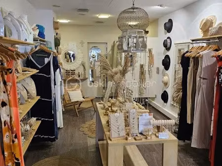 vente locaux professionnels à saint-françois (97118)  27 000 €