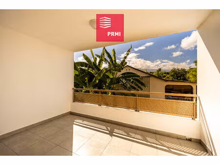 bas eperon : apt t2 + parking au calme