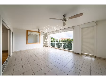 f5 terrasse  vue mer  2 garages  cluny  schoelcher