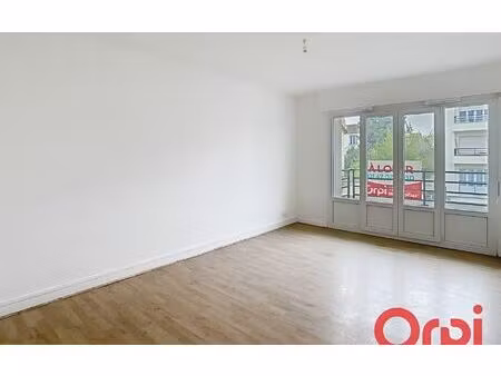 location appartement  43 m² t-2 à bourg-la-reine  987 €