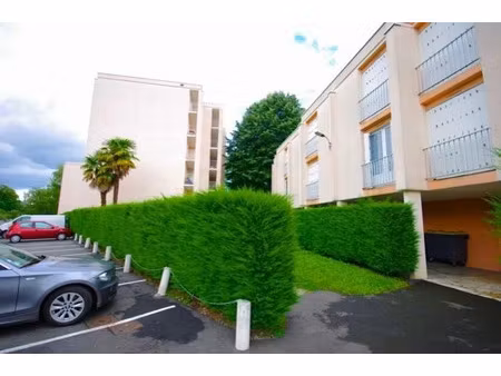location meublée appartement 1 pièce 20 m² à pau (64000)  360 €