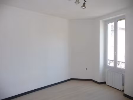 location appartement 1 pièce 16.85 m² à nemours (77140)  446 €