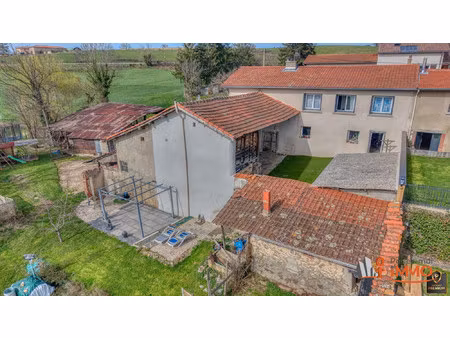 corps de ferme avec 10000m² de terrain