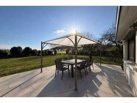 villa de 125 m2 - 4 chambres de plain pied sur 3000 m2 de terrain arboré - calme absolu