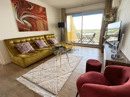 2 pieces vue verdure la grande motte - parking