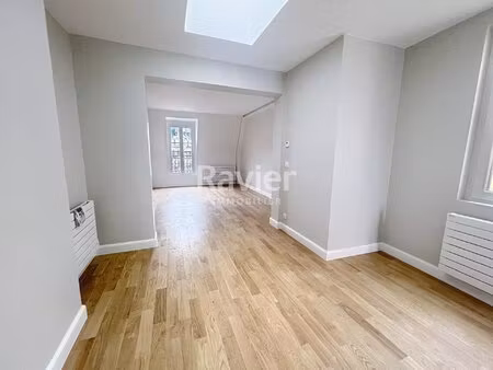 rue pergolèse - 75116 paris