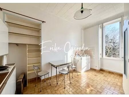 t2 avec garage et cave