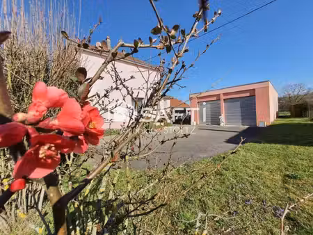 maisons rénovées avec un bâtiment à carspach