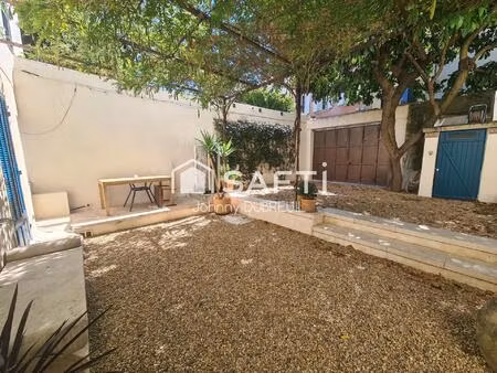 pignans – maison de maître d’exception de 300m2 au cœur du village avec jardin et piscine