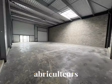 location bureaux et commerces à mainvilliers (28300) : à louer / 210m² mainvilliers