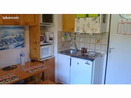 studio en location à l’année à lelex