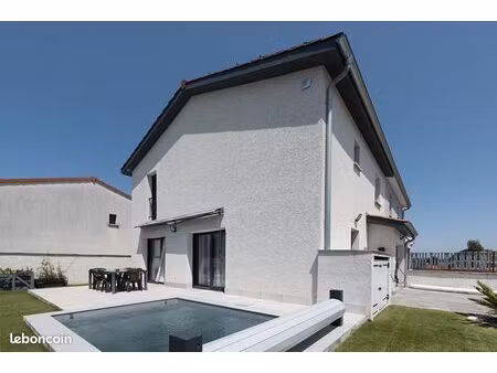 maison 4 pièces 92 m²