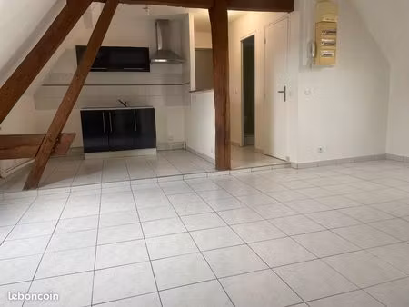 à louer appartement courville sur centre