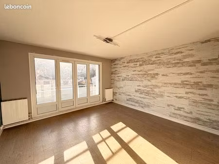 appartement 3 pièces 63 m²