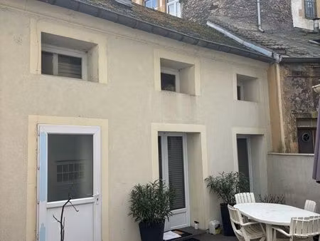 maison de ville meublée f3 80m2