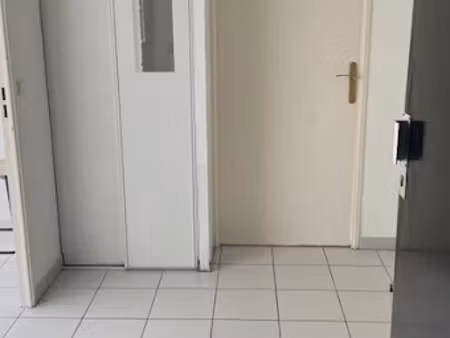 location appartement 2 pièces 45 m² à dugny (93440)  950 €