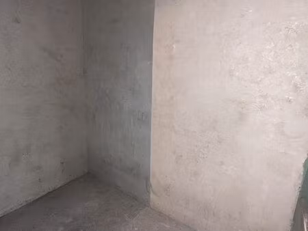 cave avec prise électrique 4m² rue de chabrol box local de stockage gare de l'est gare du 