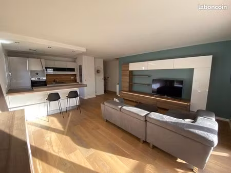 appartement 3 pièces – 80 m² – entièrement rénové – 1 455