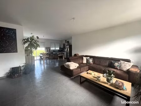 pavillon 4 pièces 91 m²