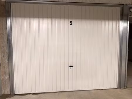 location box garage brignais