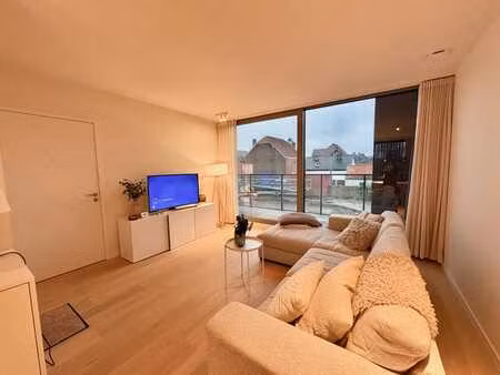 twee-slpk appartement met terras incl. garage