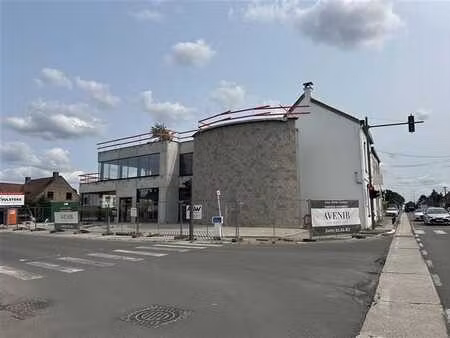 espace commercial/bureaux neuf sur axe fréquenté