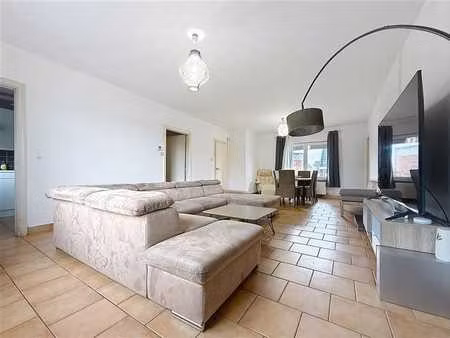 duplex spacieux de 146 m² avec 4 chambres entre gare et cent