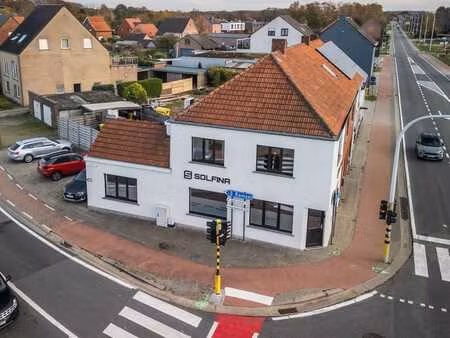 ingericht kantoor met woonst te koop