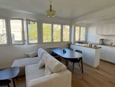 colocation dans une maison 4 chambres avec cour