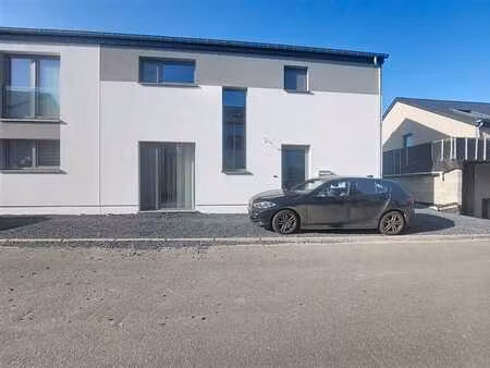 maison neuve à louer à martelange