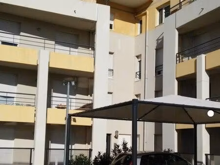 studio 20m² dans résidence sécurisée avec parking