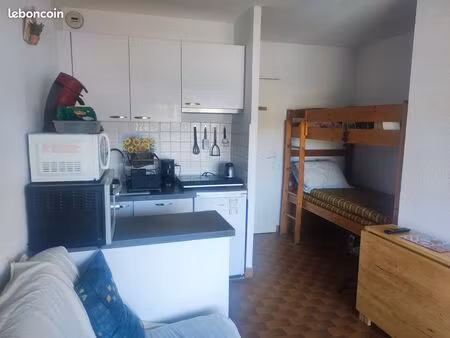 studio cabine au grau du roi port camargue