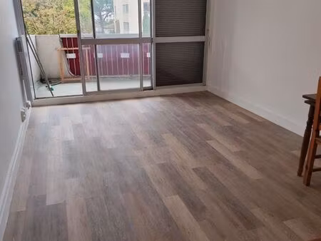 vends studio clos d'orville