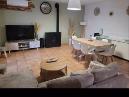 maison avec véranda garage et piscine