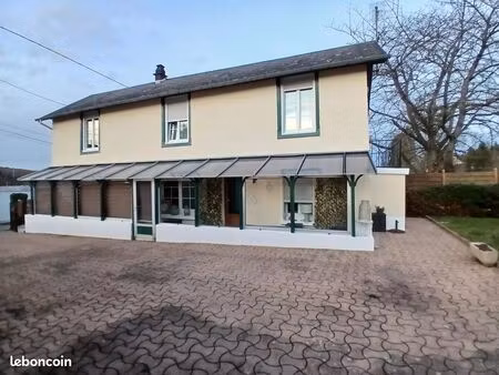 maison 5 pièces 90 m²