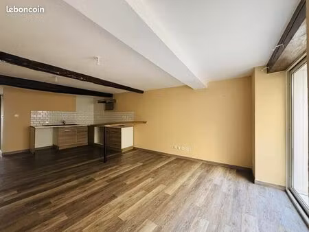 immeuble 6 pièces 168 m²