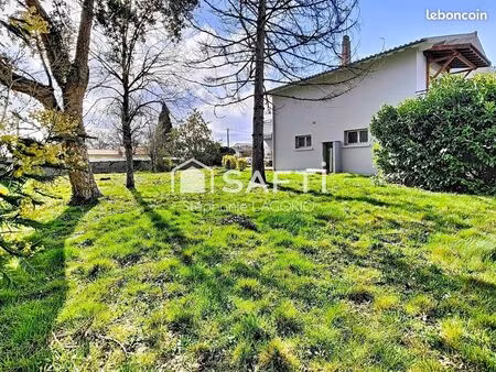 propriété 4 pièces 133 m²