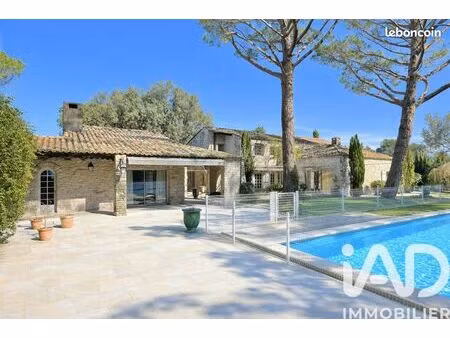 propriété 8 pièces 325 m²