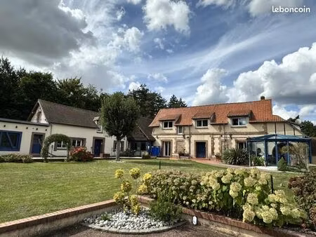 maison 9 pièces 390 m²