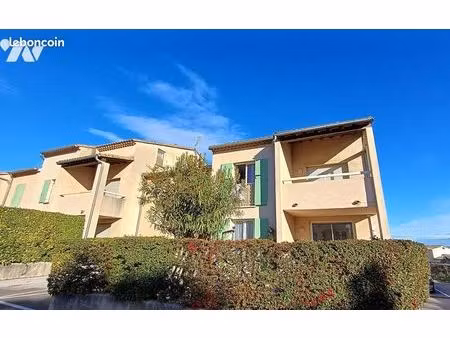 studio 1 pièce 26 m²